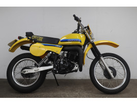 Suzuki PE400